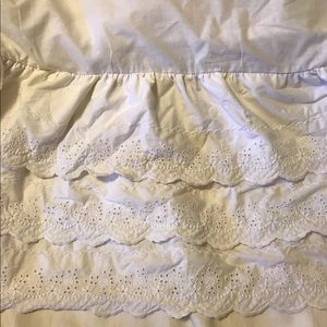 Pottery barn white doily crib skirt